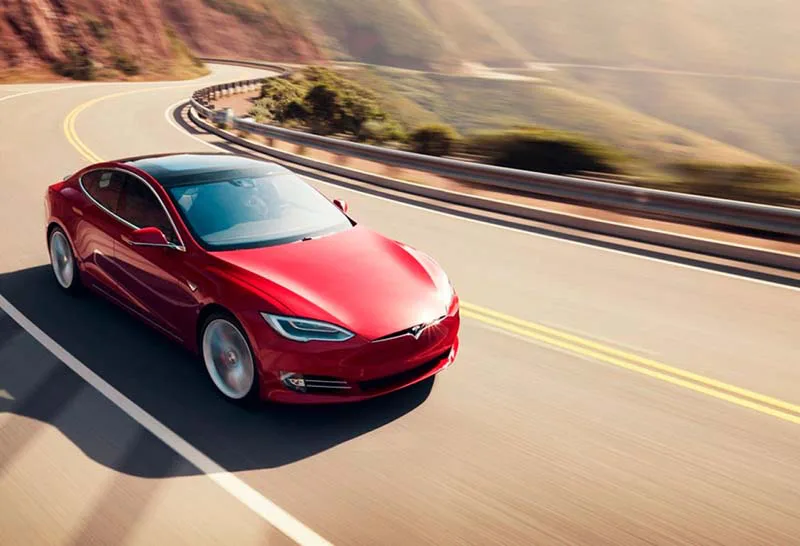 Tesla mejora las prestaciones del Model S y Model X