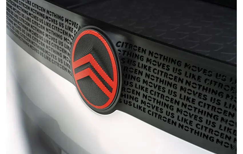Citroën desvela su nueva identidad de marca y su nuevo logotipo